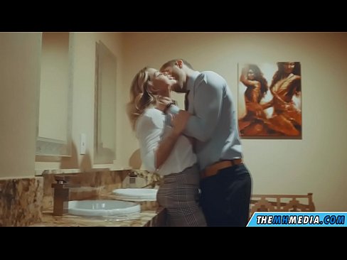 ❤️ Кад те прсата плавуша заведе у јавном тоалету ❌ Квалитет порно код нас sr.kassavrn.ru ❤